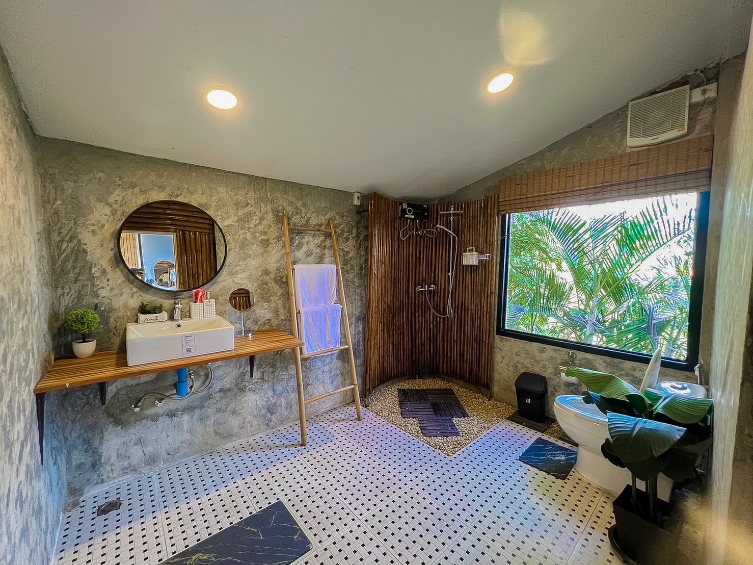 Bella Lunar Villa